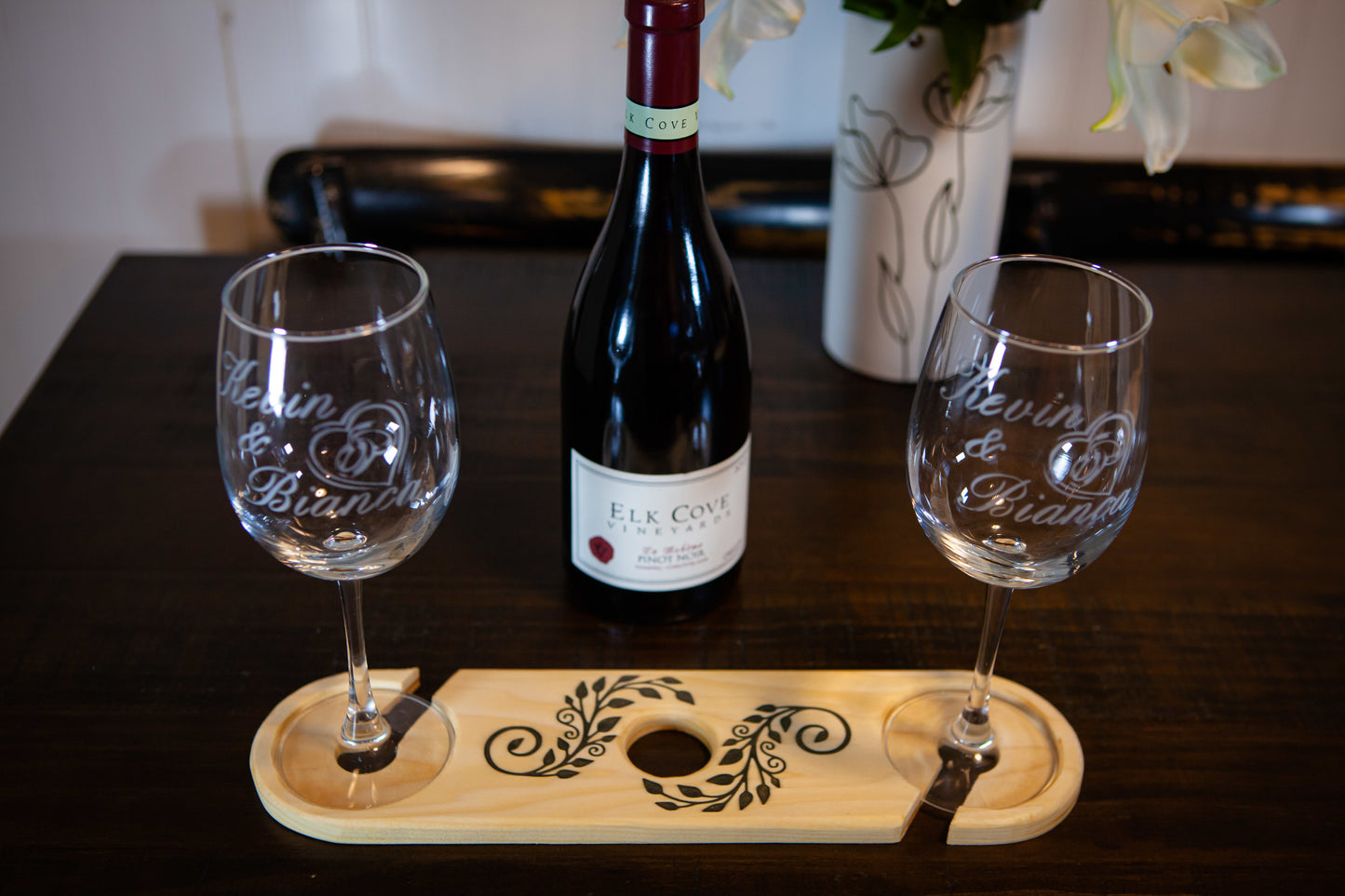 Wedding Charcuterie Set (Wine Glass, Cutting Board, Bottle Holder)